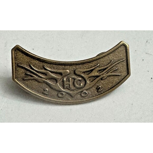 Harley-Davidson HC Flame Pin – 1.75", Bronze-Tone, 2002 - Picture 2 of 6